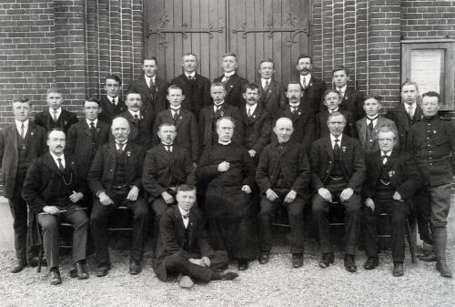 1.02 1917 Foto kerkkoor