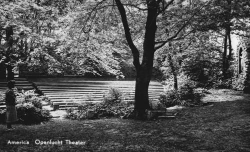 1949 Tribune Openluchttheater