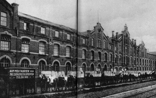 4.02 Muziekinstrumentenfabriek Kessels Tilburg