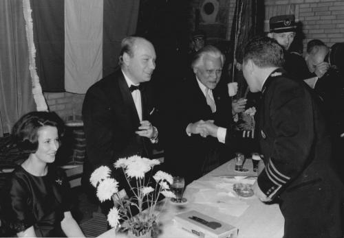 1966 Receptie landskampioenschap hr. en mevr. Adams