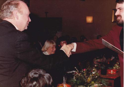 1982 Uitreiking eerste LP Leon Adams